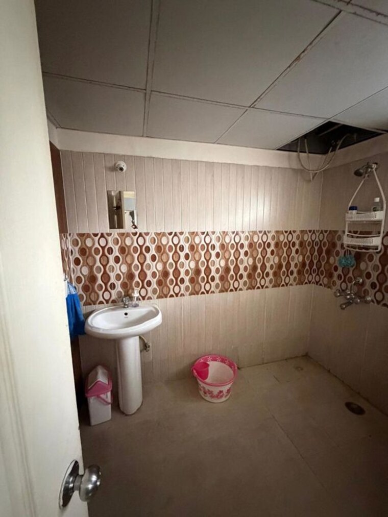 Washroom, manjeera-diamond-towers 2 Bedroom 1206 Sq.Ft. Apartment In Gopanpally Hyderabad 10603691