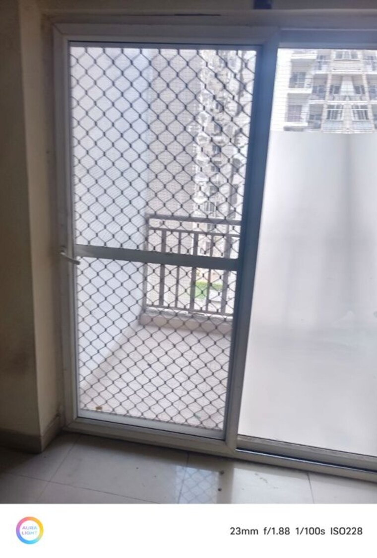 Room, maxblis-grand-wellington 1 Bedroom 615 Sq.Ft. Apartment In Sector 75 Noida 10603704