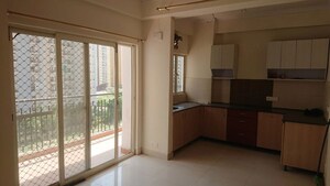 Room in 2.5 BHK Apartment at Aims Golf City, Sector 75 – for Rent