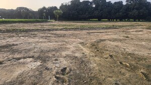  Plot For Sale in Kanpur Road