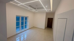 Room in 4 BHK Independent House at Cheroor – for Sale