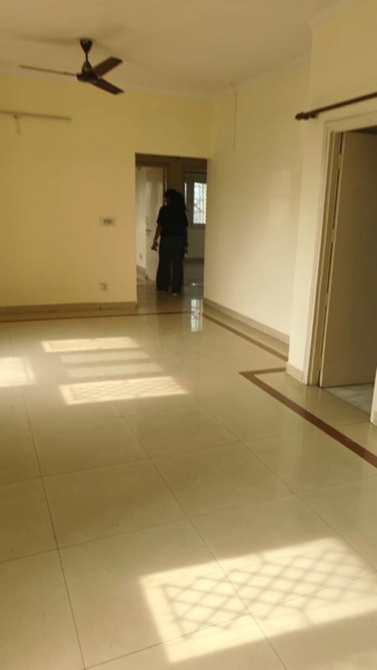 Room, madhur-jivan-apartment 3 Bedroom 1600 Sq.Ft. Apartment In Sector 56 Gurgaon 10603719