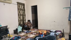 Bedroom in 2 BHK Builder Floor at Mansa Devi – for Rent