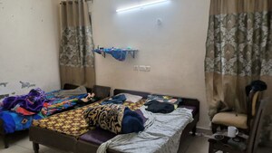 Bedroom in 2 BHK Builder Floor at Mansa Devi – for Rent