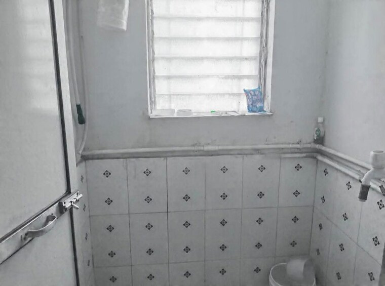 Bathroom, shivlok-chs-majiwada 1 RK 320 Sq.Ft. Apartment In Majiwada Thane 10603736