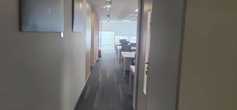 undefined, wadhwa-the-capital Commercial Office Space 1780 Sq.Ft. In Bandra East Mumbai 10603741