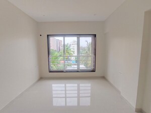 Room in 2 BHK Apartment at A R Vintage, Chembur – for Rent