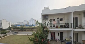 3 BHK Builder Floor – Exterior View View at Central Park Flower Valley, Sohna Sector 33 - for Sale