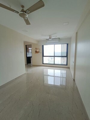 Room in 3 BHK Apartment at Sejal Kajal Apartment, Goregaon West – for Rent