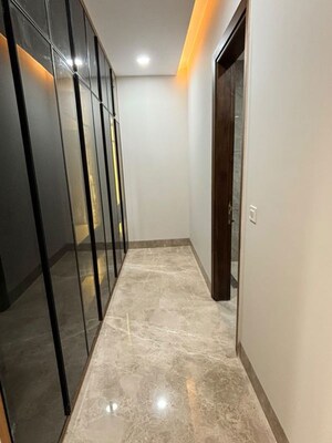  4 BHK Builder Floor at Vasant Kunj – for Rent