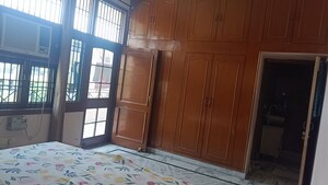 Room in 1 BHK Independent House at Sector 49 – for Rent