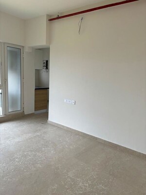 Room in 2 BHK Apartment at Omkar Signet, Malad East – for Rent
