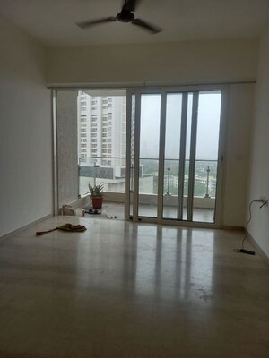 Room in 2 BHK Apartment at L&T Crescent Bay T2, Parel – for Rent