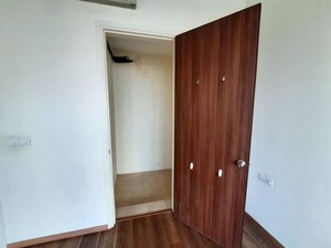 Room in 2 BHK Apartment at L&T Crescent Bay T2, Parel – for Rent