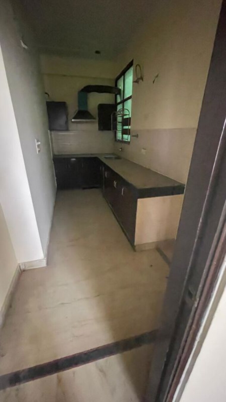 Kitchen, sector 23 1 Bedroom 750 Sq.Yd. Builder Floor In Sector 23 Gurgaon 10603812