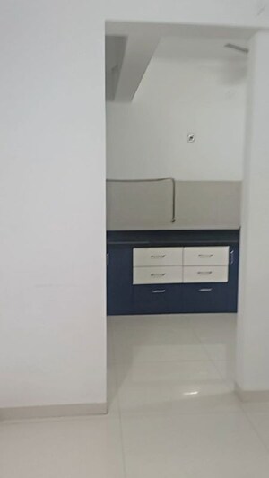 Furnished Amenities in 2 BHK Apartment at Harsh Vihar, Aundh – for Rent