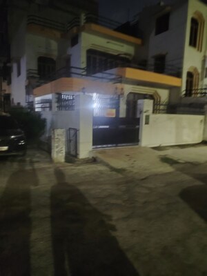 Parking in 6 BHK Independent House at Indira Nagar – for Sale