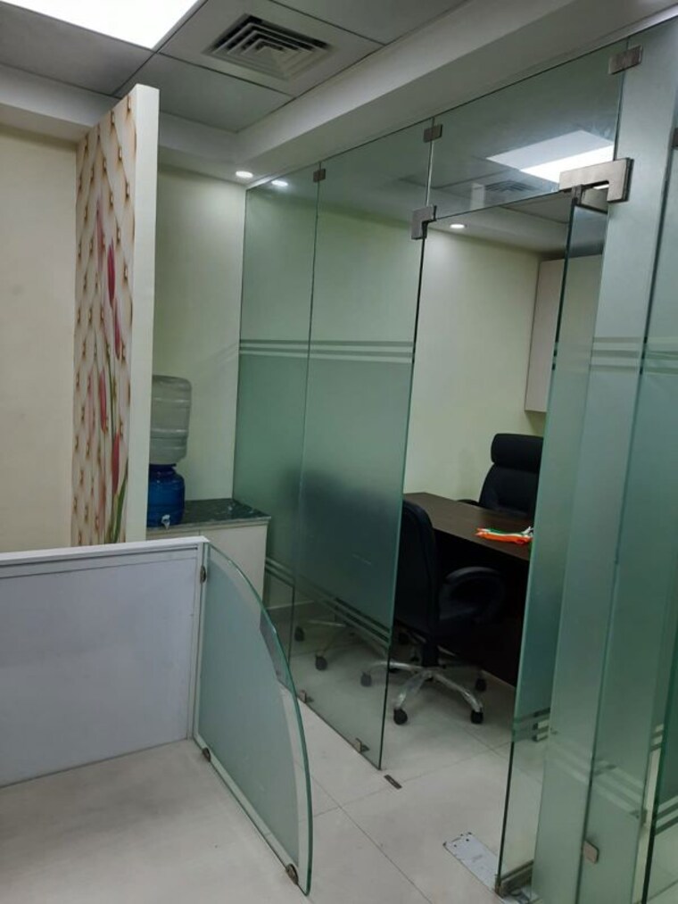 Team Area, sector 2 Commercial Office Space 500 Sq.Ft. In Sector 2 Noida 10603847