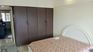 Bedroom in 2 BHK Apartment at Saibaba Tower, Andheri West – for Rent