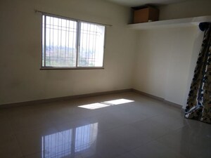 Room in 3 BHK Apartment at Kohinoor S3 Lifestyle, Pimple Saudagar – for Rent