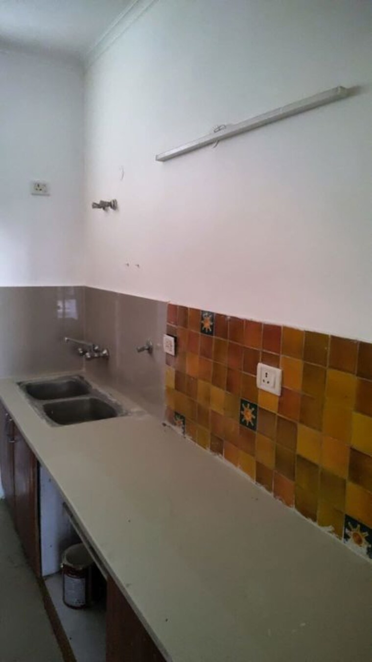 Kitchen, aditya-palm-court 4 Bedroom 2250 Sq.Ft. Apartment In Vip Road Zirakpur 10603906