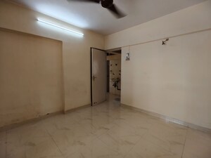 Room in 1 BHK Apartment at Mhada Colony – for Rent