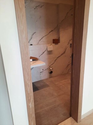 Bathroom in 3 BHK Apartment at Lokhandwala Minerva Mahalaxmi, Mahalaxmi – for Rent