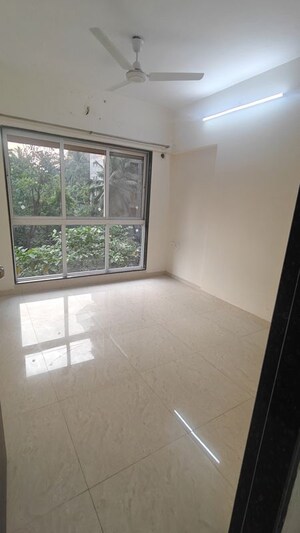 Room in 1 BHK Apartment at Veena Senterio, Chembur – for Sale