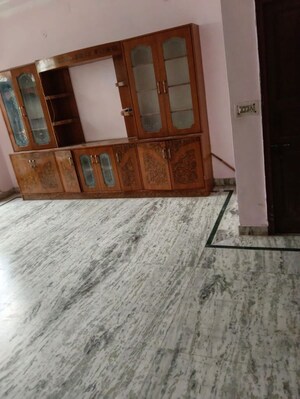 2 BHK Builder Floor For Rent in Sector 23