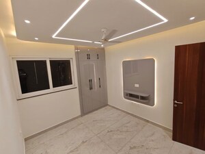 Room in 3 BHK Apartment at Malwa Escon Primera, International Airport Road – for Rent