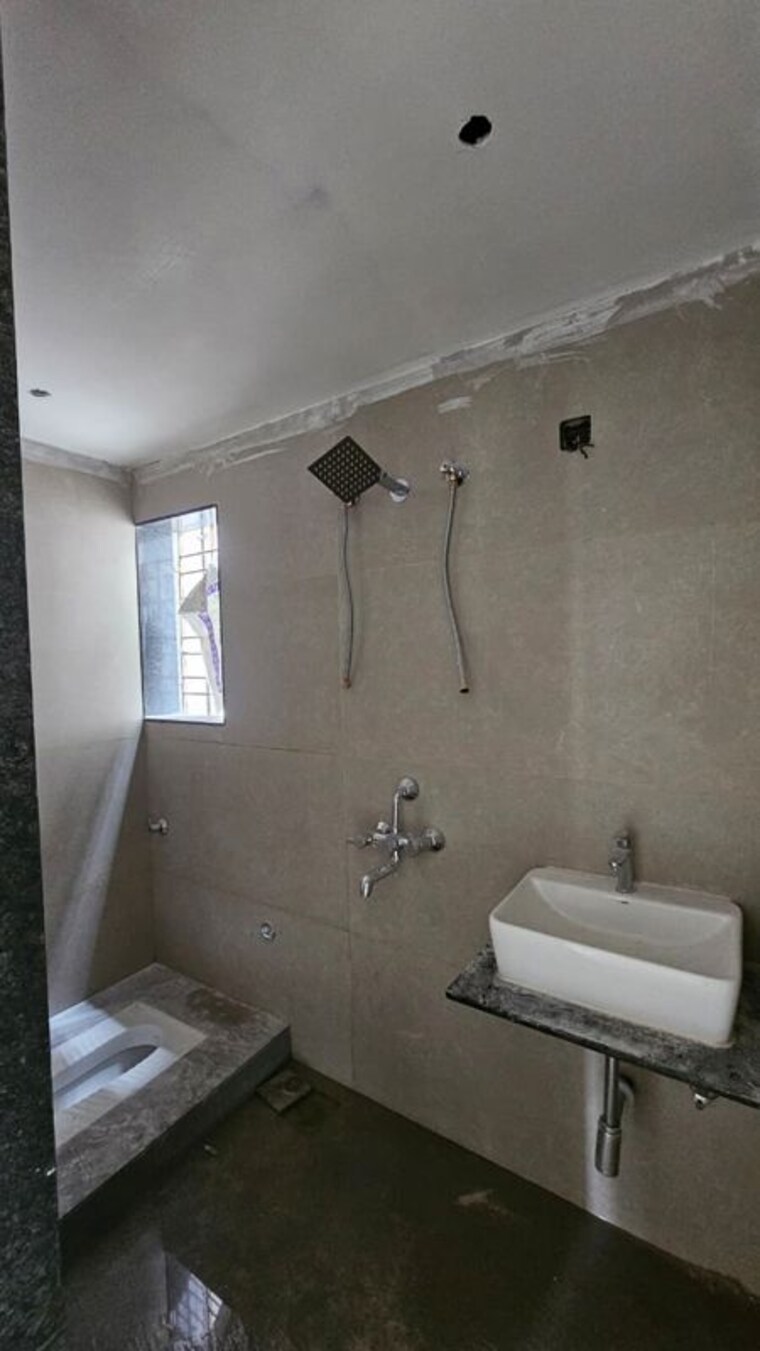 Bathroom, gulmohar-paradise-kharadi 2 Bedroom 1000 Sq.Ft. Apartment In Kharadi Pune 10603964
