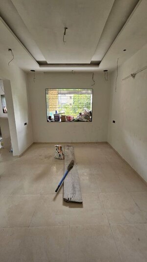 Room in 2 BHK Apartment at Gulmohar Paradise Kharadi, Kharadi – for Sale