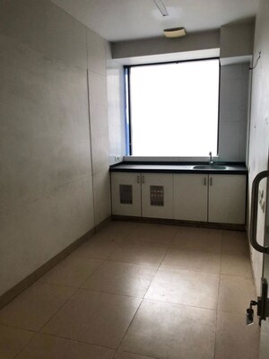Room in  Office Space at Kolte Patil City Point, Sangamvadi – for Rent
