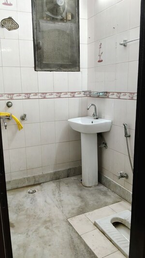 Bathroom in 2 BHK Builder Floor at Spring Field, Sector 31 – for Sale