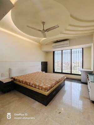 Bedroom in 4 BHK Apartment at Chembur – for Sale