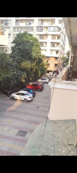 Parking in 3 BHK Apartment at JKG Heights, Vasundhara Sector 6 – for Rent