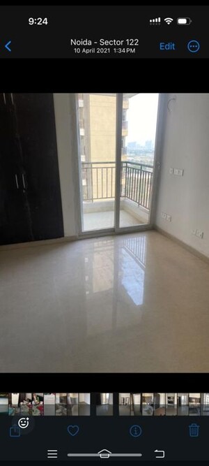 Room in 3 BHK Apartment at JKG Heights, Vasundhara Sector 6 – for Rent