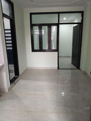 2 BHK Builder Floor For Rent in Govindpuri