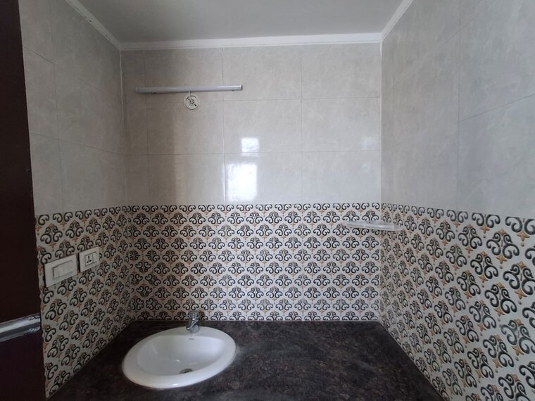 Bathroom, hfl-presidency-estate 3 Bedroom 1605 Sq.Ft. Apartment In Alwar Bypass Road Bhiwadi 10604080