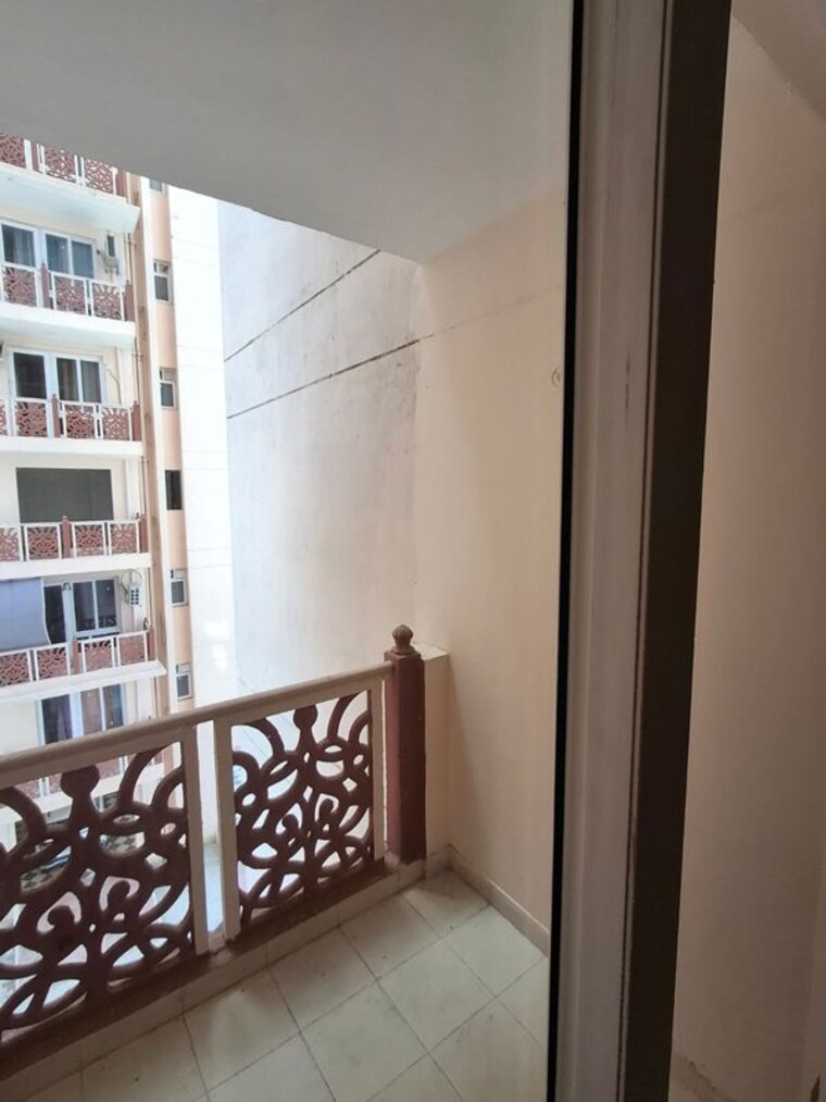 Balcony, hfl-presidency-estate 3 Bedroom 1605 Sq.Ft. Apartment In Alwar Bypass Road Bhiwadi 10604080
