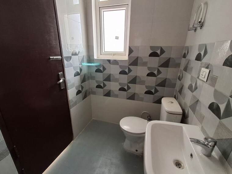 Bathroom, hfl-presidency-estate 3 Bedroom 1605 Sq.Ft. Apartment In Alwar Bypass Road Bhiwadi 10604080