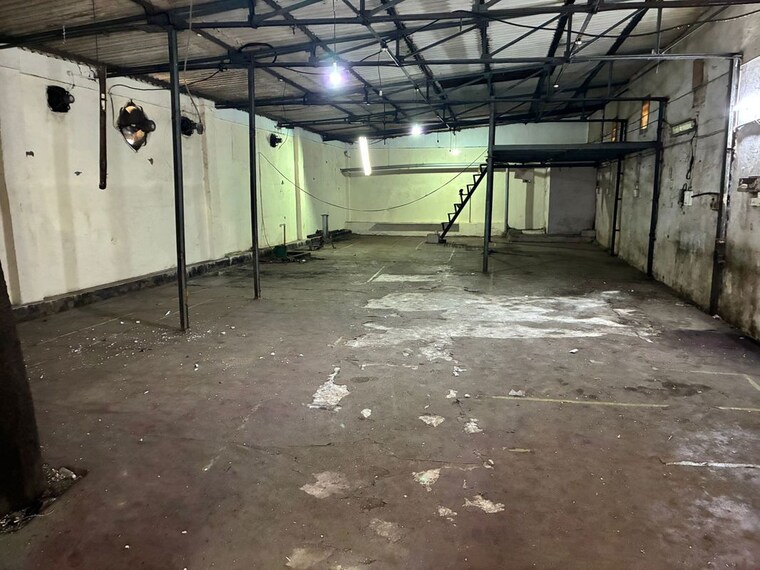 Team Area, manpada Commercial Warehouse 2000 Sq.Ft. In Manpada Thane 10604104