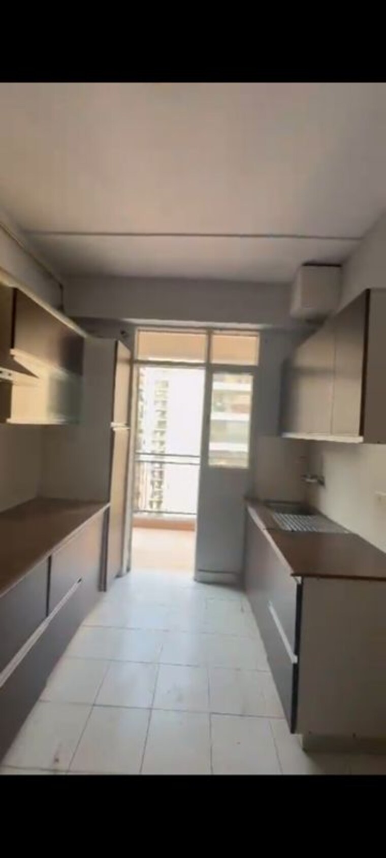 Kitchen, exotica-elegance 4 Bedroom 2050 Sq.Ft. Apartment In Vaibhav Khand Ghaziabad 10604128