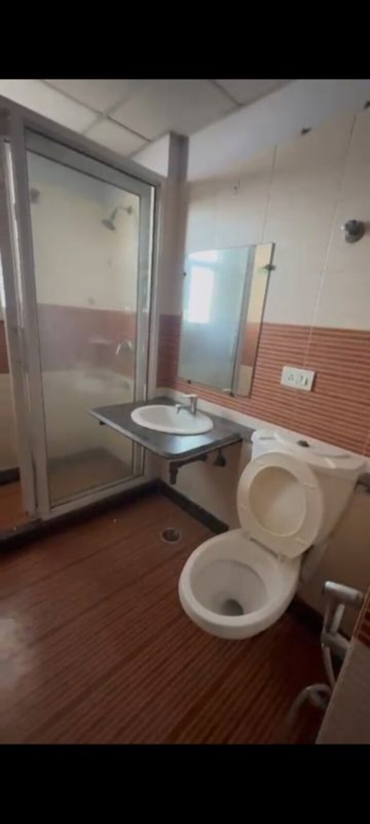 Bathroom, exotica-elegance 4 Bedroom 2050 Sq.Ft. Apartment In Vaibhav Khand Ghaziabad 10604128