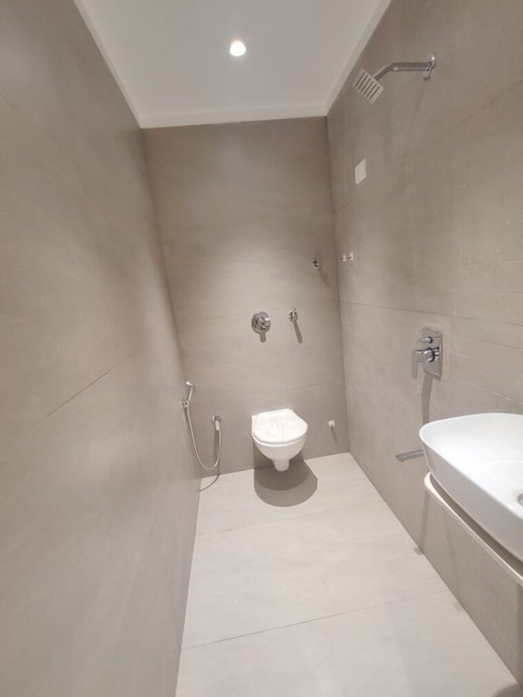 Bathroom, rugi-colonia 1 Bedroom 730 Sq.Ft. Apartment In Ambernath Thane 10604126