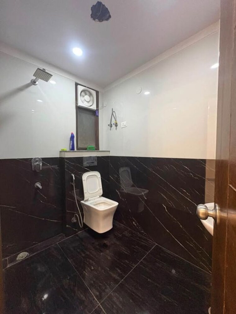 Team Area, chattarpur 2 Bedroom 600 Sq.Ft. Builder Floor In Chattarpur Delhi 10604111