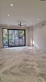 4 BHK + Study Room 500 Sq.Yd. Builder Floor in DLF Queens Court