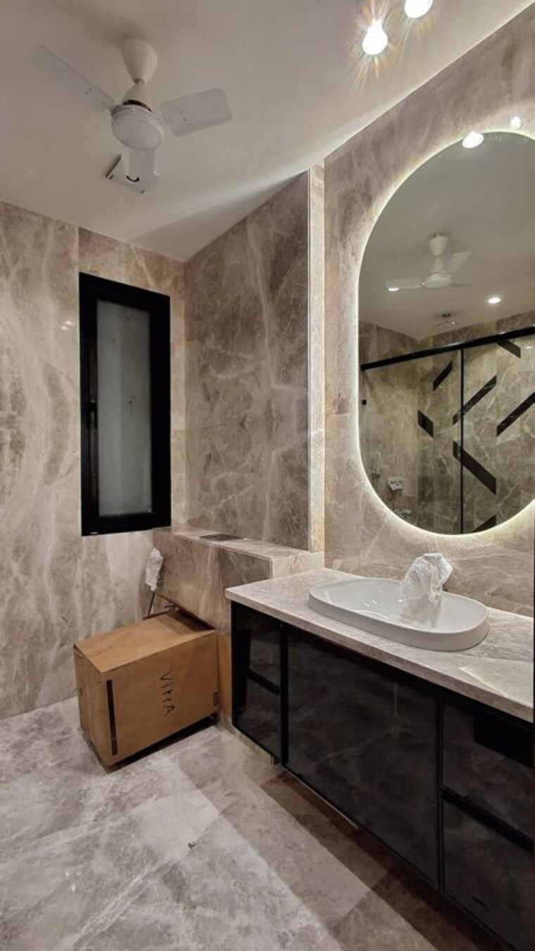 Kitchen, dlf-queens-court 4 Bedroom 500 Sq.Yd. Builder Floor In Greater Kailash ii Delhi 10604156