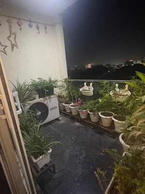 Balcony in 3 BHK Builder Floor at Vipul Greens, Sector 48 – for Rent