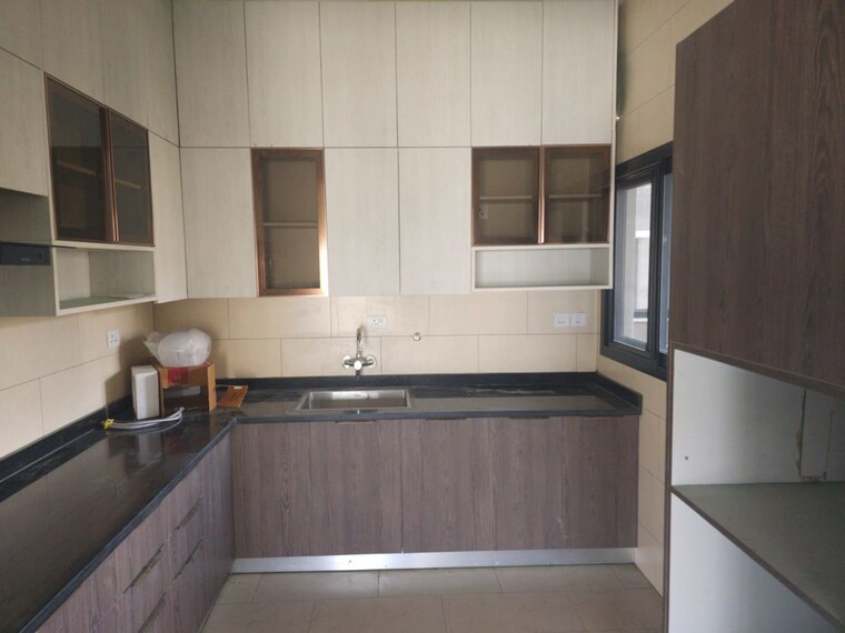 Kitchen, krisumi-waterside-residences 3 Bedroom 1975 Sq.Ft. Apartment In Sector 36a Gurgaon 10604166